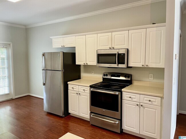 Building Photo - 3524 Savannah Park Ln