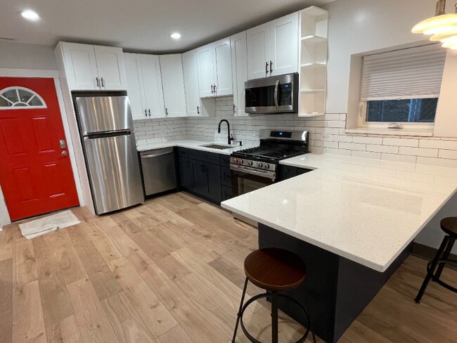 Foto del edificio - 4037 N St Louis Ave