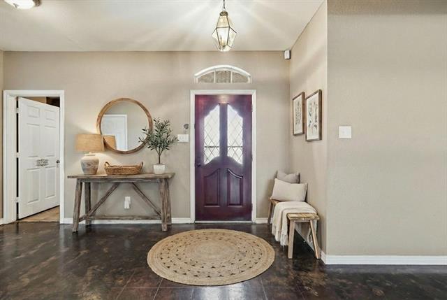 Building Photo - 1018 Karen St