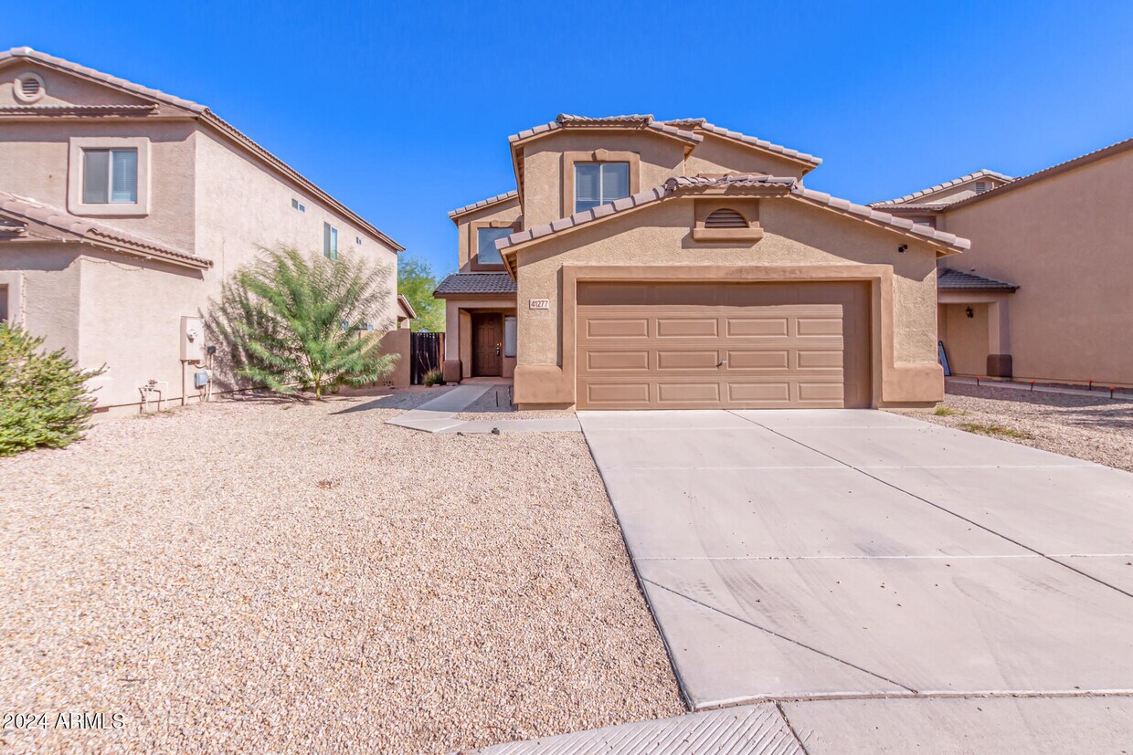 Foto principal - 41277 N Cambria Dr