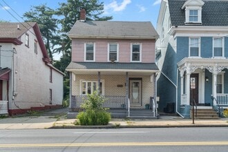 Building Photo - 410 Wyandotte St