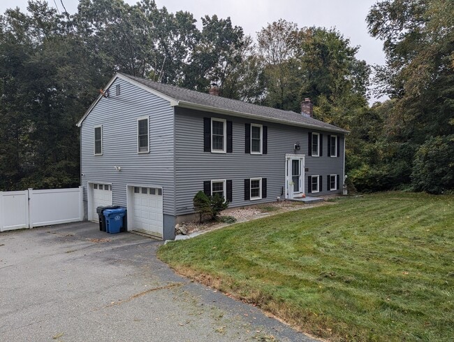 Building Photo - 38 Inchcliffe Dr