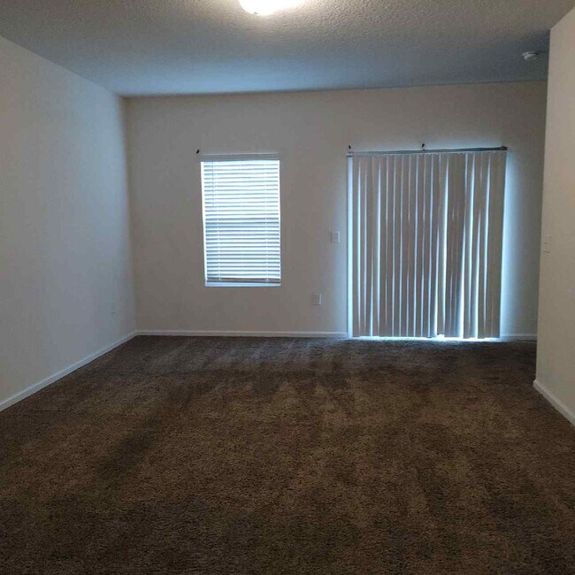 Building Photo - 8046 Echo Springs Rd