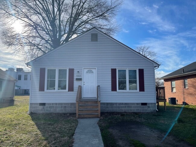 Foto del edificio - Adorable 3bdrm/2 bath House Conveniently L...