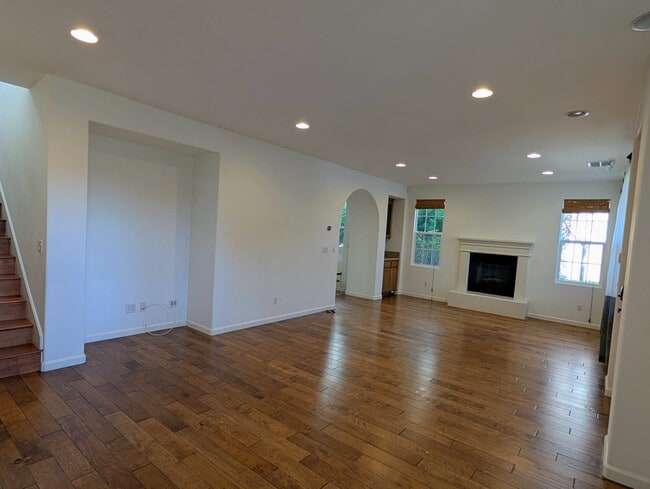 Living room 1 - 4755 Malayan St