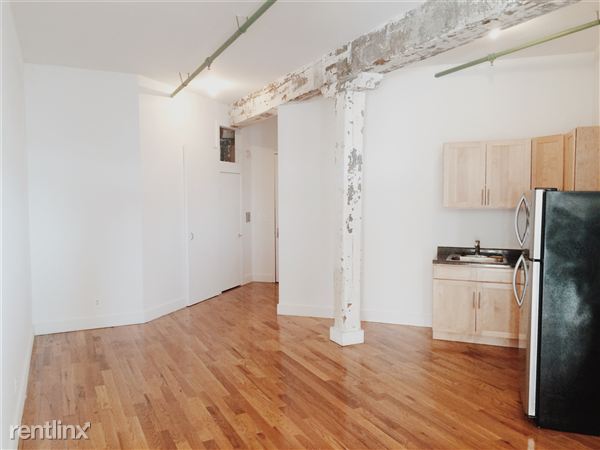 Fotografía del edificio - 234 Banker St