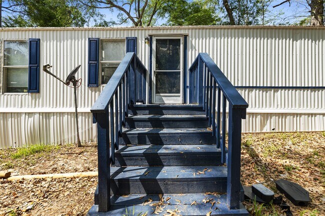 Foto del edificio - 184 Lions Cir