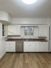 Building Photo - 920 Fulton St