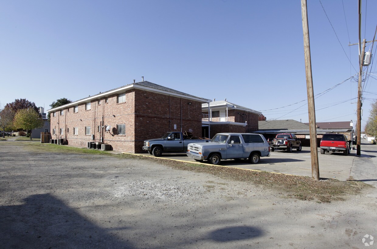 Arms Apartments Bartlesville, OK