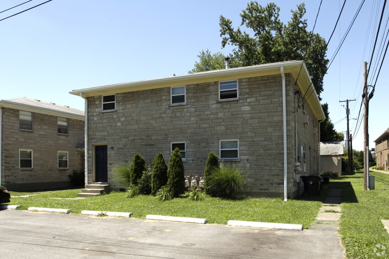 Foto del edificio - 3515 Ephraim Mcdowell Dr