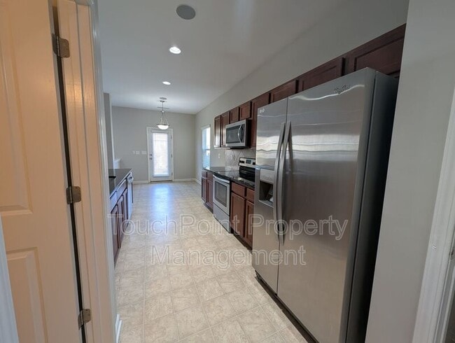 Foto del edificio - 10814 Derryrush Ave