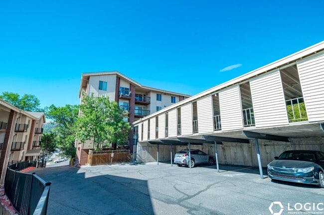 Foto del edificio - 1032 E 400 S