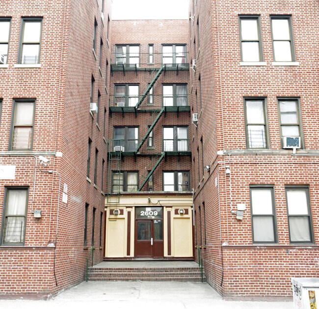 2609 Briggs, Bronx, NY 10458 Apartments in Bronx, NY