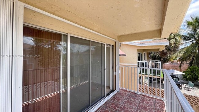 Foto del edificio - 4670 NW 79th Ave
