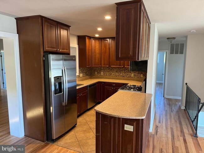 Foto del edificio - 5426 Enid Pl