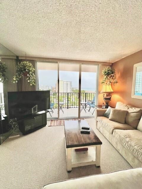 Foto del edificio - 101 Briny Ave