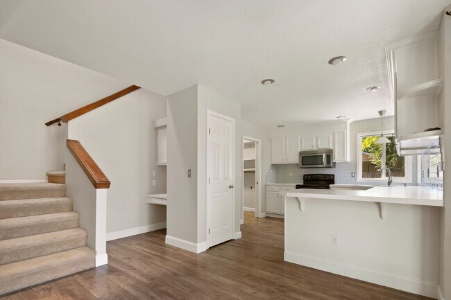 Foto del edificio - Discover this charming 4-bedroom, 2-bathroom home in Meridian!