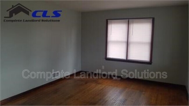 Foto del edificio - 3118 S 7th St