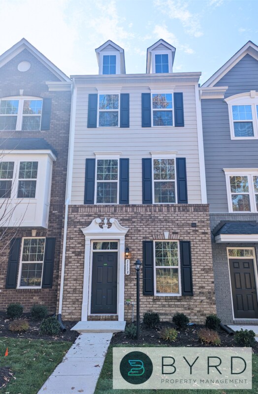 Foto principal - 1113 Ewing Pk Lp