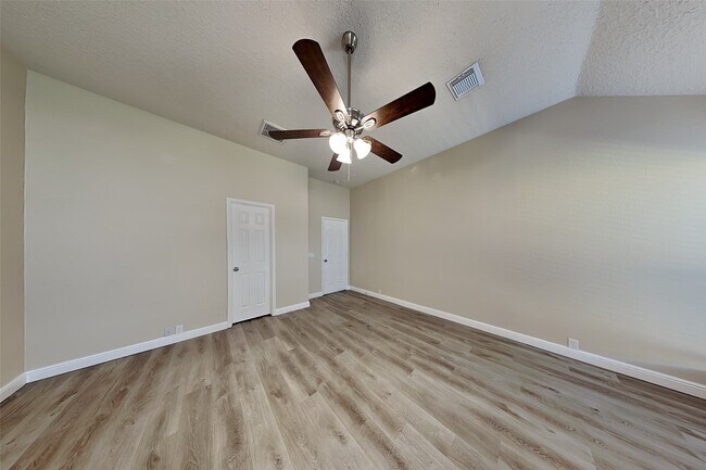 Foto del edificio - 11019 Sentry Ct