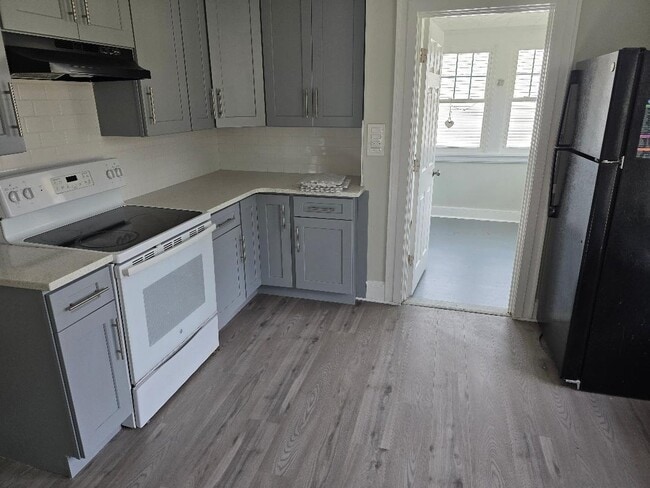 Foto del edificio - 22 Holly St