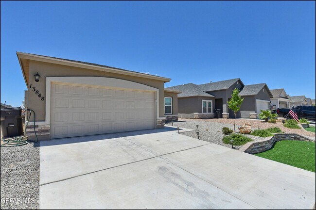Building Photo - 13848 Sky Harbor Ave