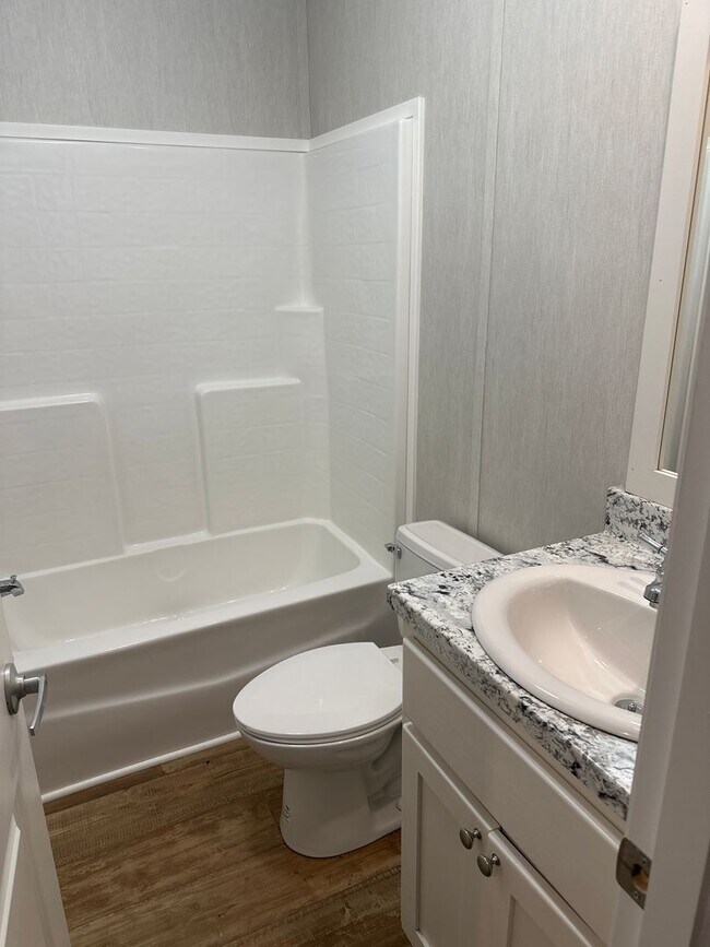 Foto del edificio - Cute! - 2-Bedroom/ 1-Bath- Mobile Home