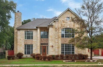 Building Photo - 437 Champions Dr