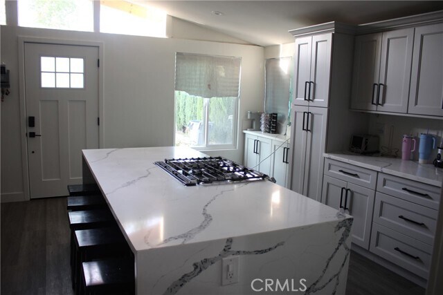 Foto del edificio - 2128 W Larkspur Dr