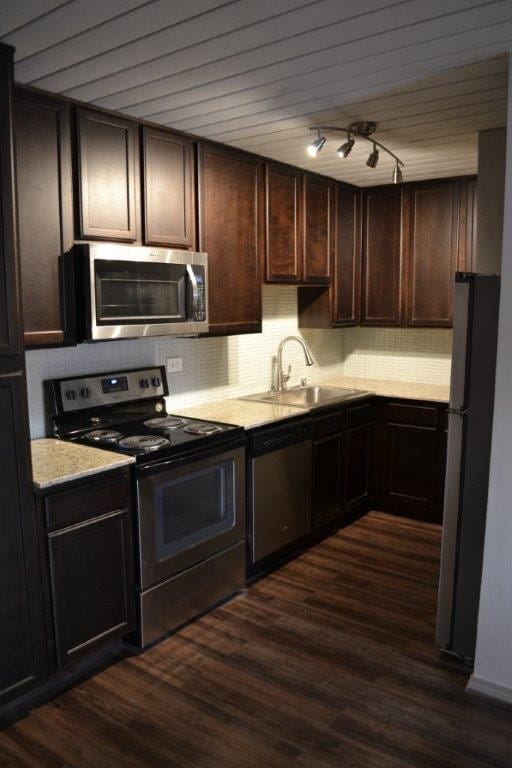 Building Photo - The Heritage Apartments