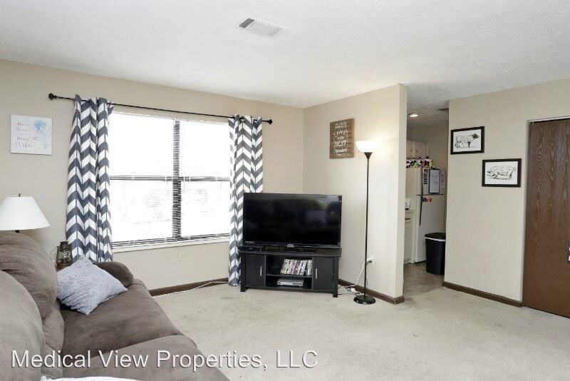 Primary Photo - 2 br, 1 bath Apartment - 171 Gazette Avenue