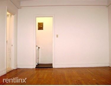 Building Photo - 208 W 23rd St