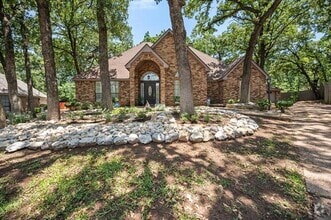 Building Photo - 3200 Boyd Ct