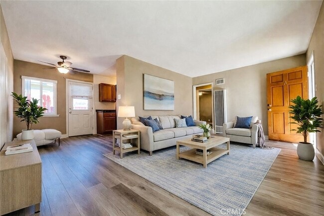 Photo - 2536 Orange Ave Townhome