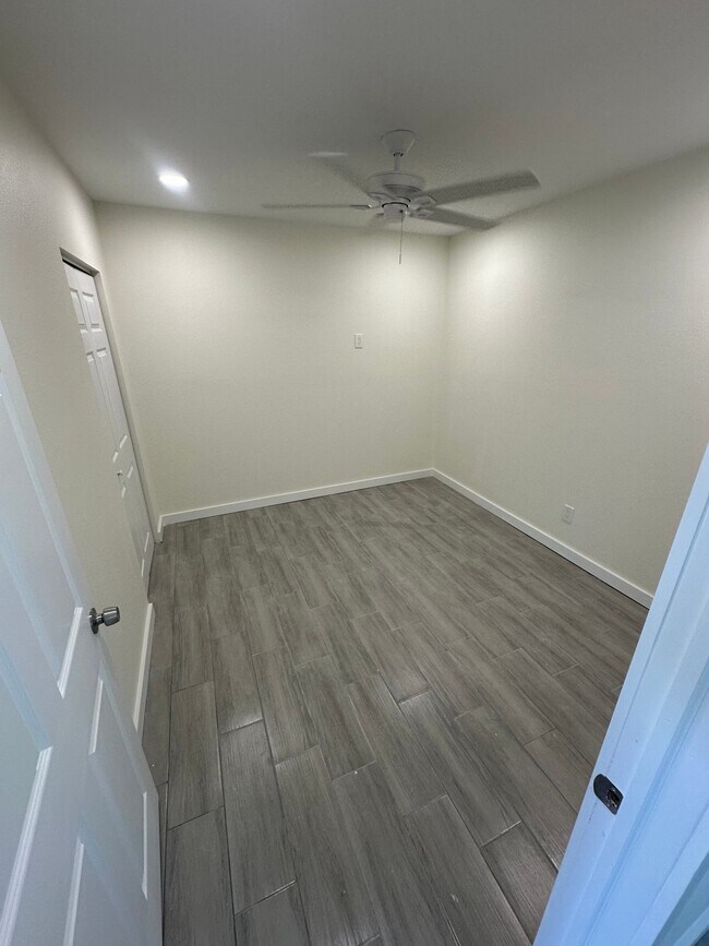 Foto del edificio - 602 Cedar Pl