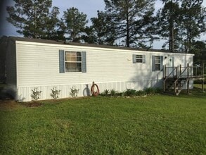 Building Photo - 174 Tower Ln