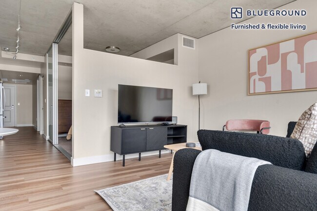 Foto del edificio - 101 Taylor Ave N