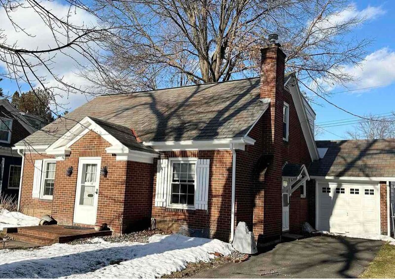 14 Berncliff Ave, Albany, NY 12208 House Rental in Albany, NY