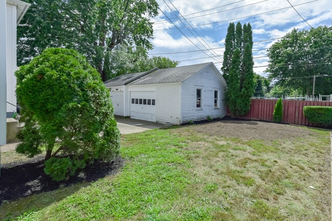 Building Photo - 31 Virginia Terrace
