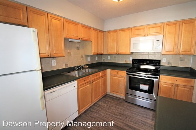 Building Photo - 3 br, 2.5 bath House - 4282 Melrose Club D...