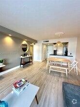 Building Photo - 2899 Collins Ave