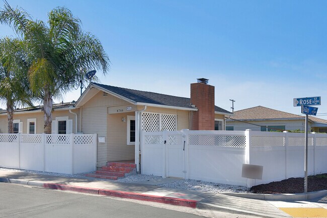 Foto del edificio - 4766 63rd St