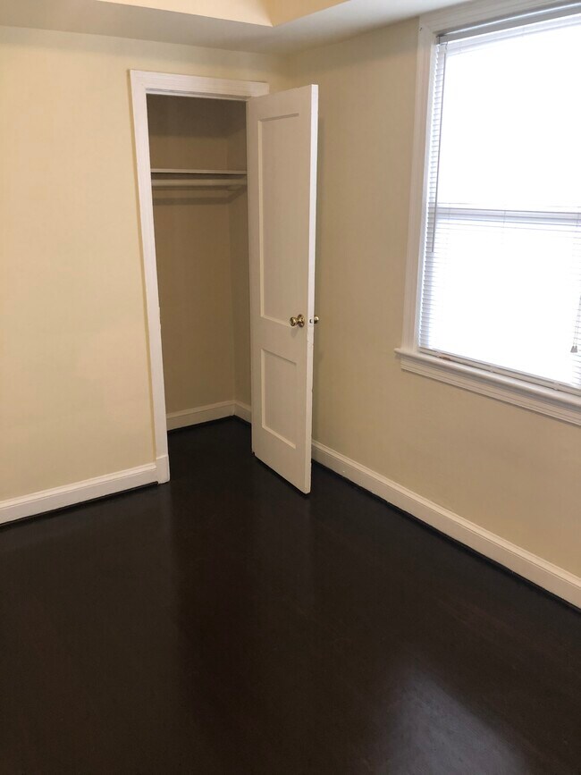 Bedroom - 1900 W Virginia Ave NE