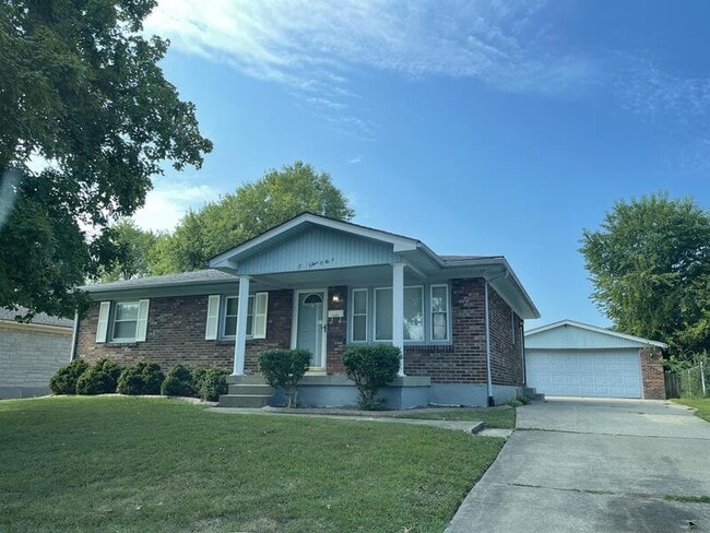Building Photo - 2508 Mcgee Dr