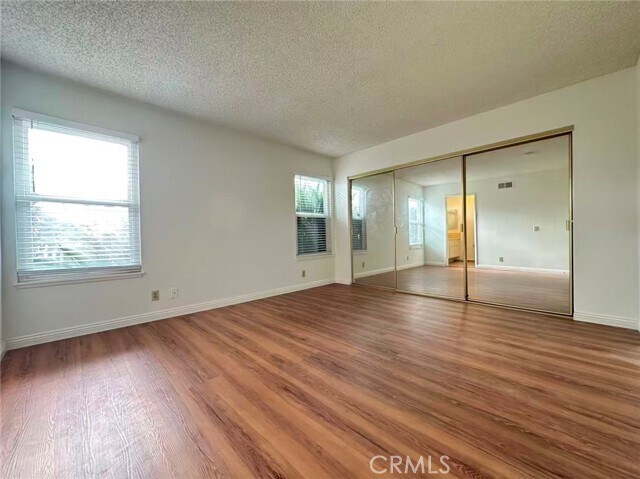 Building Photo - 877 Golden Prados Dr