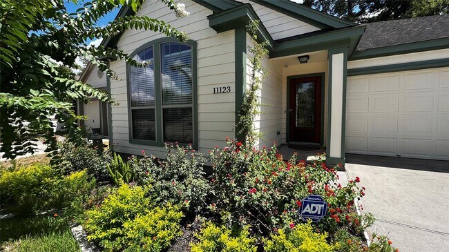 Foto del edificio - 11123 Pembroke Ridge Dr