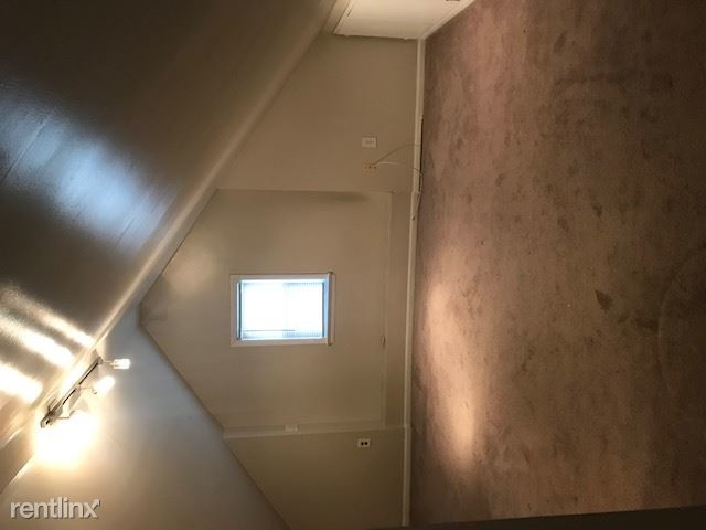 Building Photo - 35 Brookwood Dr