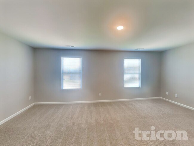 Foto del edificio - 752 Prominence Rd