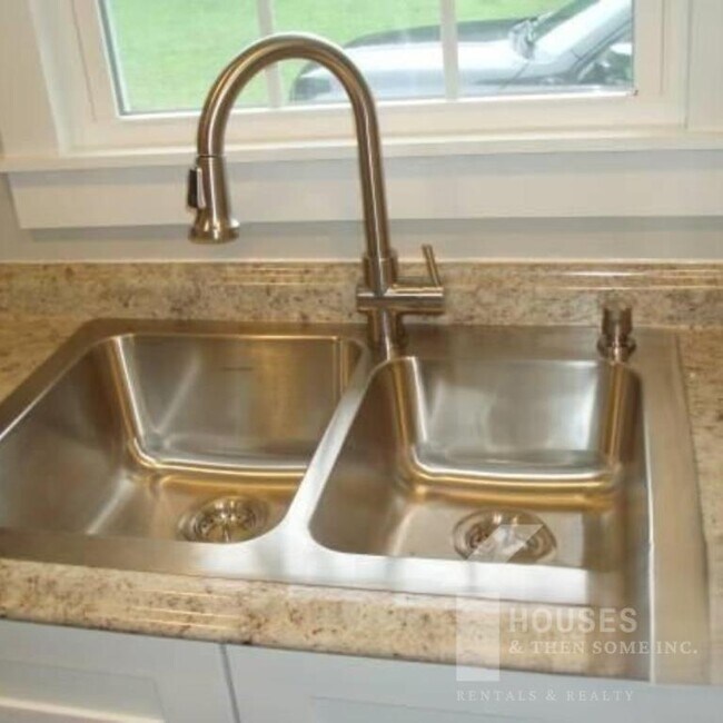 Foto del edificio - 257 Dogwood Club Rd