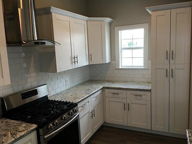 Foto del edificio - 7061 Lawndale St